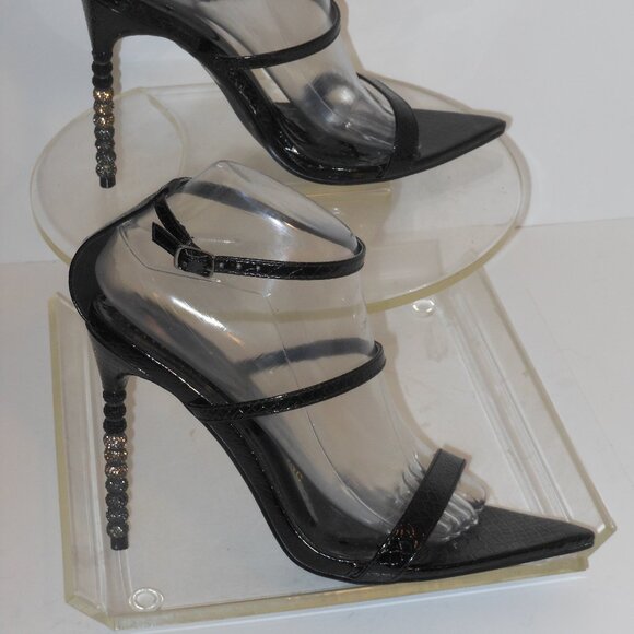 AZALEA WANG BLACK STRAPPY SANDALS SIZE 9 MEDIUM - Picture 7 of 7